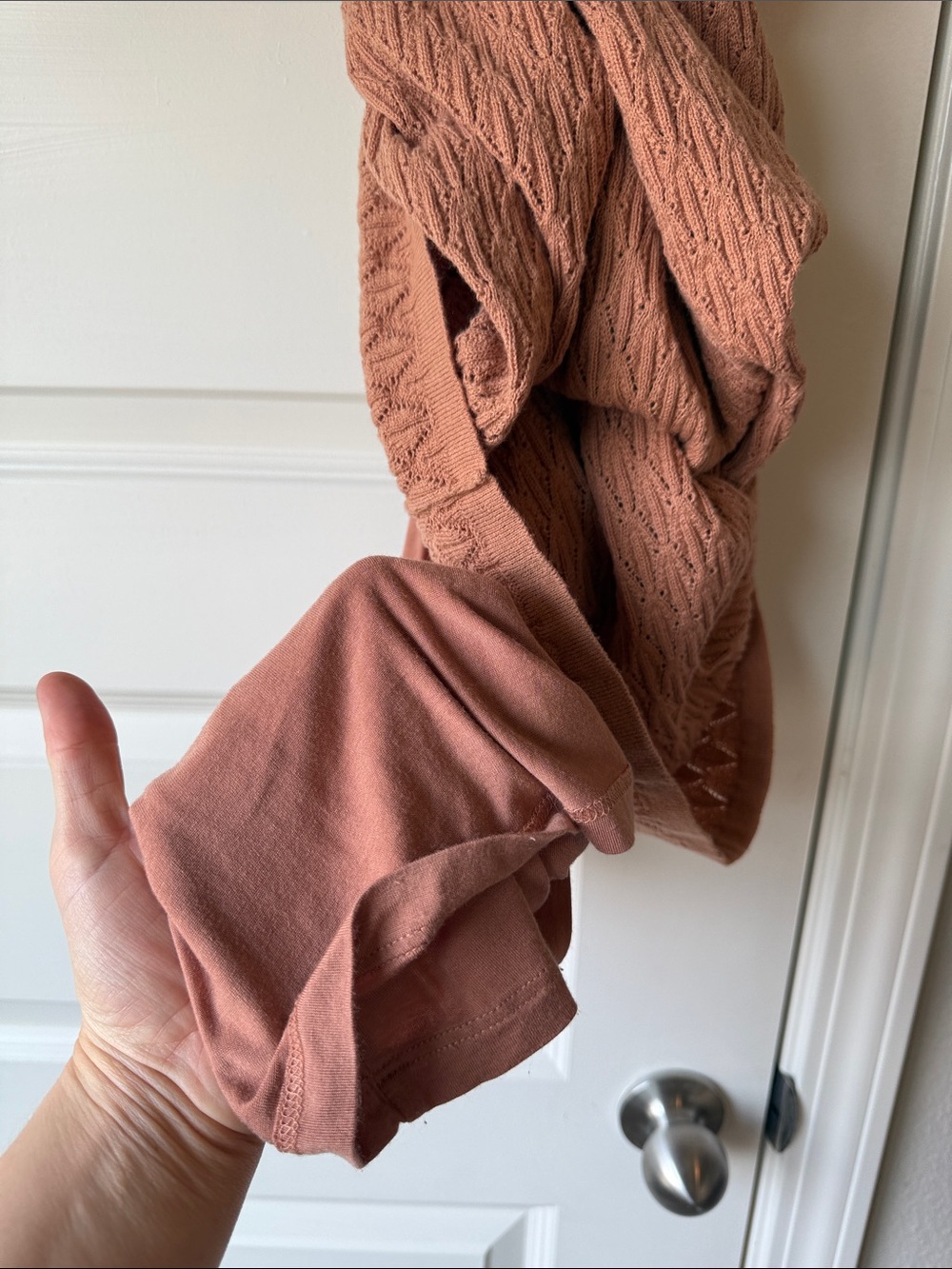 House of Harlow 1960 Ribbed Maxi Dress Skirt in Dusty Rose - Picture 6 of 10
